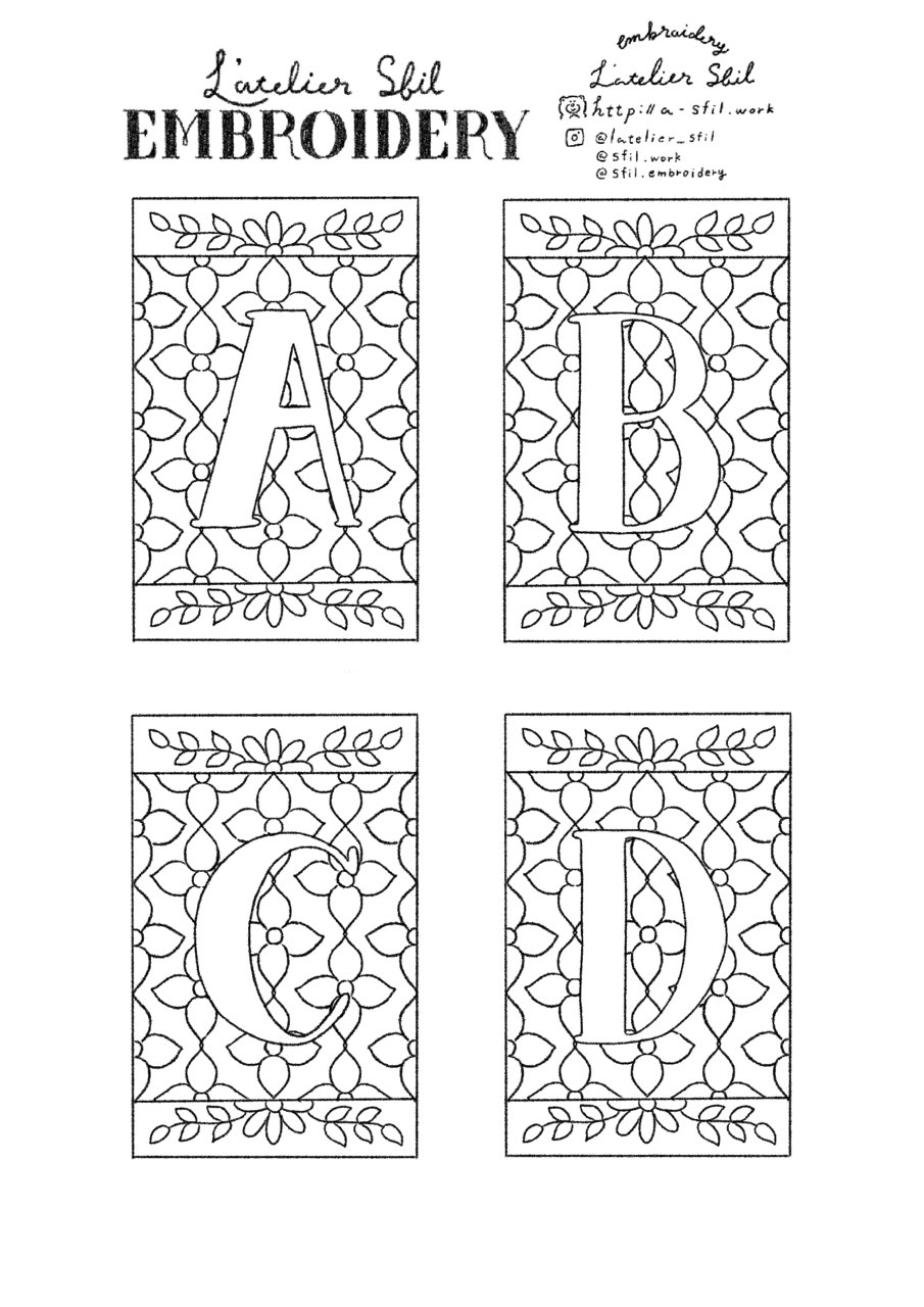 アルファベット刺繍のカードケースABCD